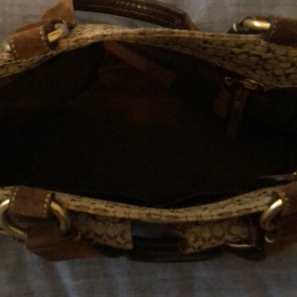 Coach bag- authentic - Picture 2 of 3